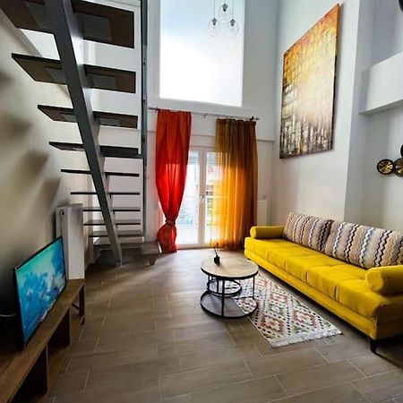 Escala Luxury Loft 2 In The Center &Free Parking Lägenhet Volos Exteriör bild